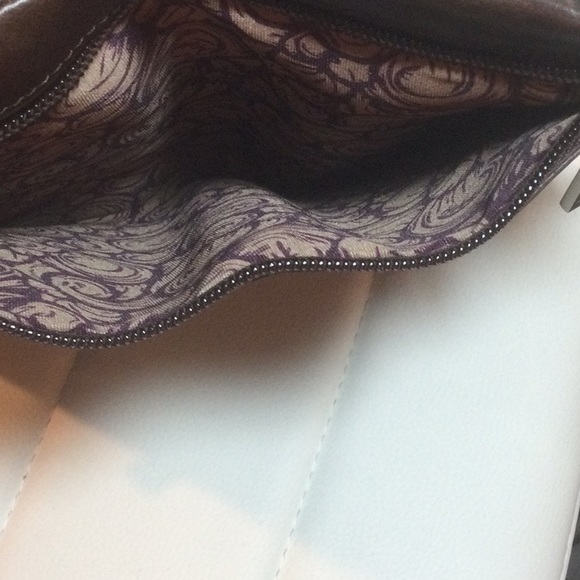 EUC Dark Brown Hobo Lauren Wallet Clutch with Silver Trim - Picture 14 of 16